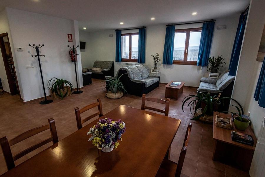 Albergue Turistico Tierras Altas Fuentes de Magana Buitenkant foto